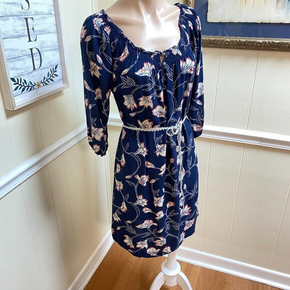 Lucky Brand Dresses & Skirts - LUCKY BRAND Women's Small floral navy blue dress knee length 3/4 sleeve shift